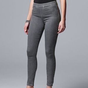 Simply Vera wang All day denim mid rise leggings size M